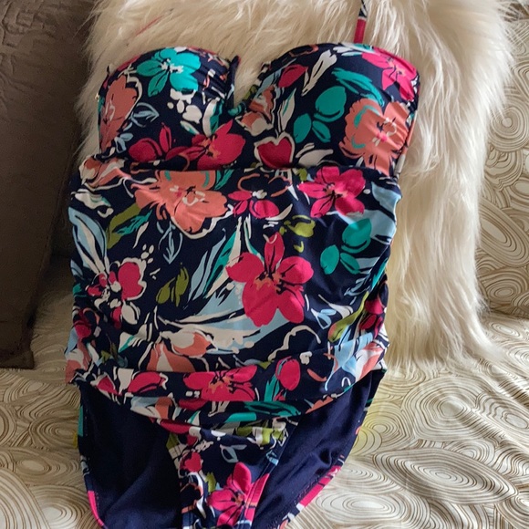 Anne Cole Other - Anne Cole swimsuit EUC one piece